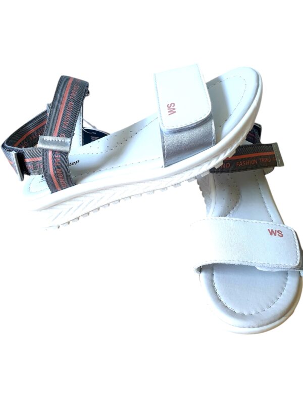 R539951146 Weestep baltos basutes