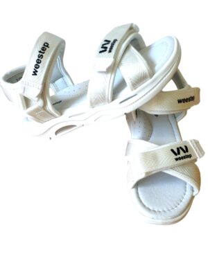 R107761083 weestep baltos basutės